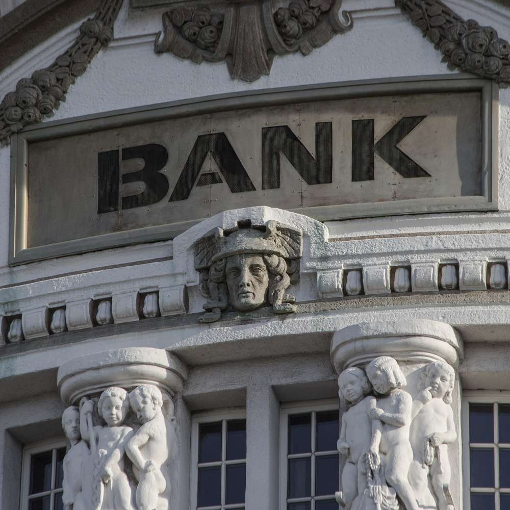 Evolution of Internet Banking Latest Trends and Banking Apps 100k