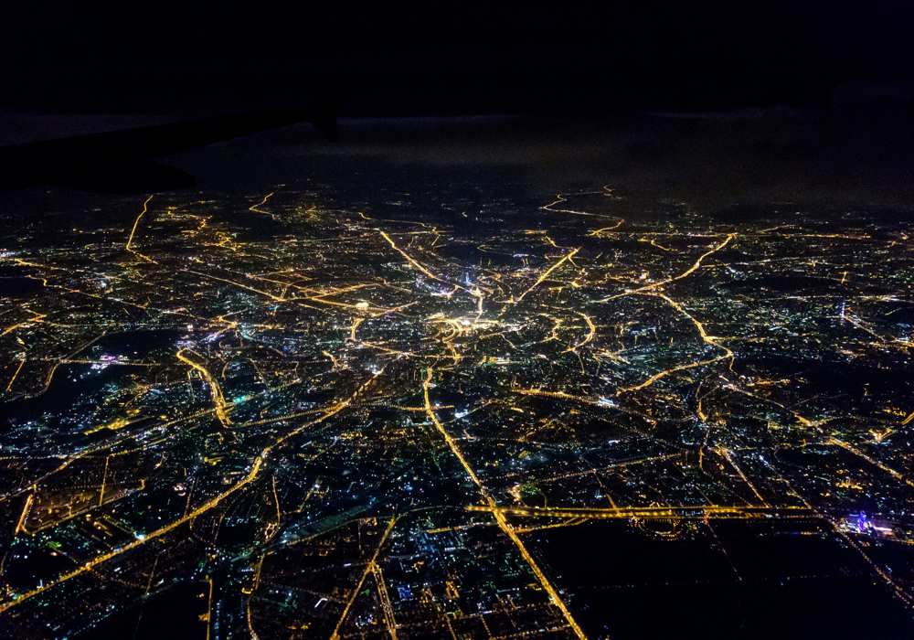 Pros and Cons of Geographically Distributed Agile Teams