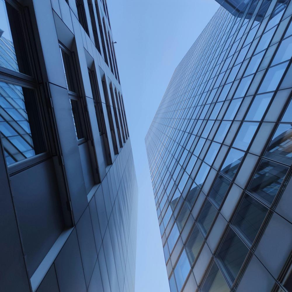 The 2025 Guide to Software Development Outsourcing Models, Costs, and Top Partners